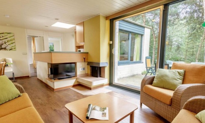 Lommel House | Vacation home Park de Vossemeren in Lommel - 8 persons, 4 bedrooms