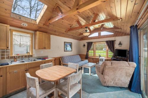 Russell House | Vacation Home Rental PM 51