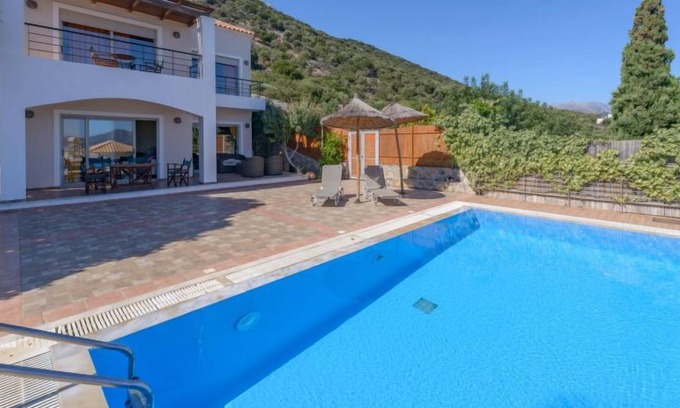 Agios Nikolaos House | Vacation home St. Nicolas View in Agios Nikolaos, Crete - 4 persons, 2 bedrooms