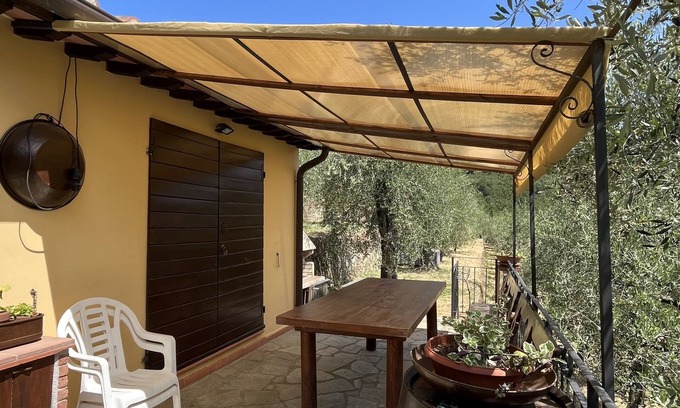 Vicopisano Condo | Vacation home "The Stables" in Farmhouse Campo dei Lupi