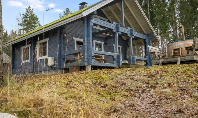 Hameenlinna House | Vacation home Varpu by Interhome