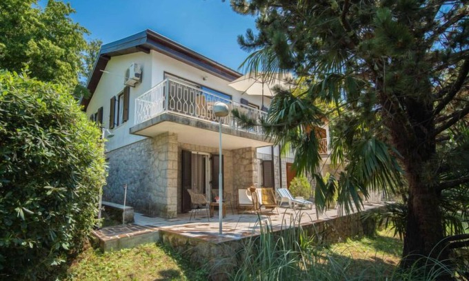 Njivice House | Vacation home Vesna by Interhome