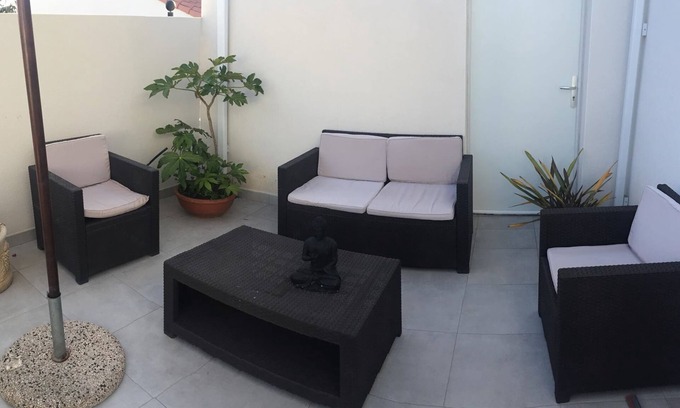 Saint-Jean-de-Vedas Villa | VACATION RENTAL VILLA NEAR MONTPELLIER