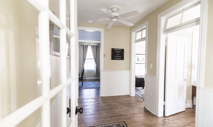 Bolivar Apartment | Vacation Rental: Merchants Flat