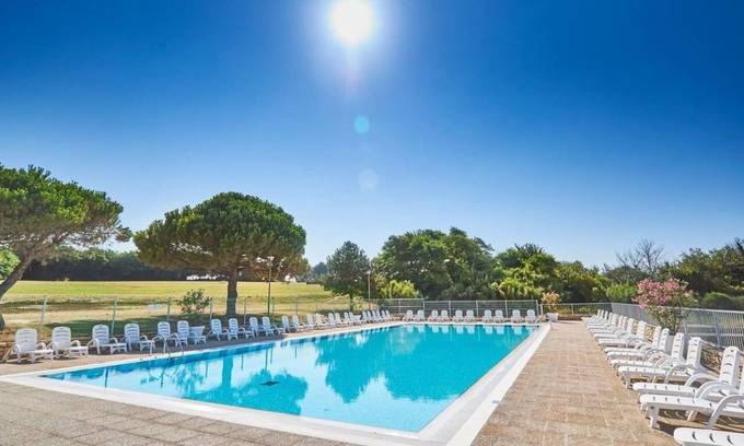 Basanija Apartment | Vacation resort Savudrija Bungalow with seaview 2TMG incl. half board for 3 persons