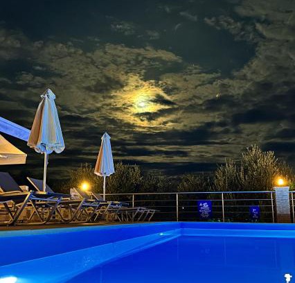 Ano Vasilikos Apartment | Valentino Villas & Apartments