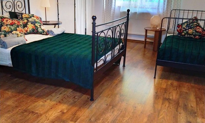 Piasek Południe Apartment | Valeriy is an accommodation set just 400 metres from Wawel Royal Castle