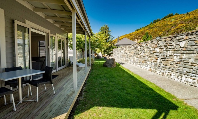 Cardrona House | Valley Villa - Cardrona Holiday Home