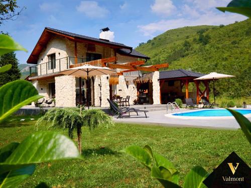 Teteven Villa | Valmont Luxury Chalet