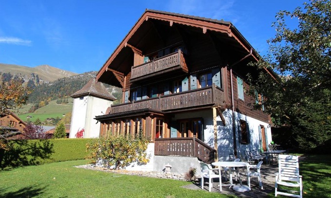 Chateau-d'Oex Ski Chalet | Valrose
