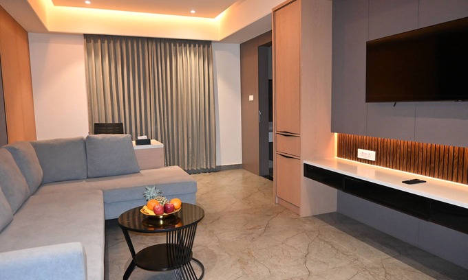 Vellore Hotel | VANTARA SUITES