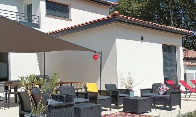 Cournonsec Villa | Vaste Maison Contemporaine Entre Sète et Montpellier