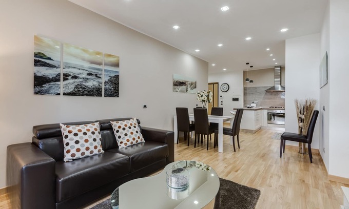 Quartiere XIII Aurelio Apartment | VATICAN FLAT IN ROME
