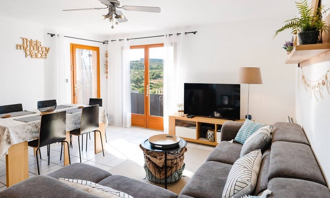 Foulquines House | VC9 2-Bedroom pavilion renovated