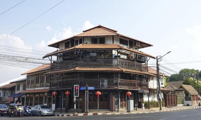 Warin Chamrap Hotel | Velawarin Hotel