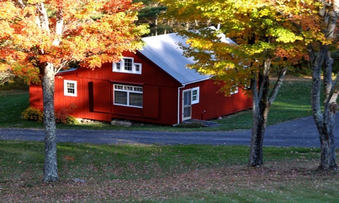 Wells Cottage | Vermont Cottage Sleeps Five Spectacular Mountain Views Bed and Breakfast