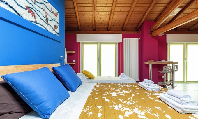 Somma Lombardo Apartment | Veruskacamere Deluxe Room 2