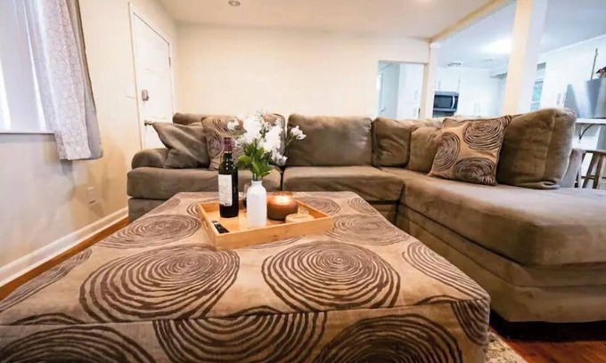 Milton House | Very Clean, Spacious, & Quiet Home Near Beaches