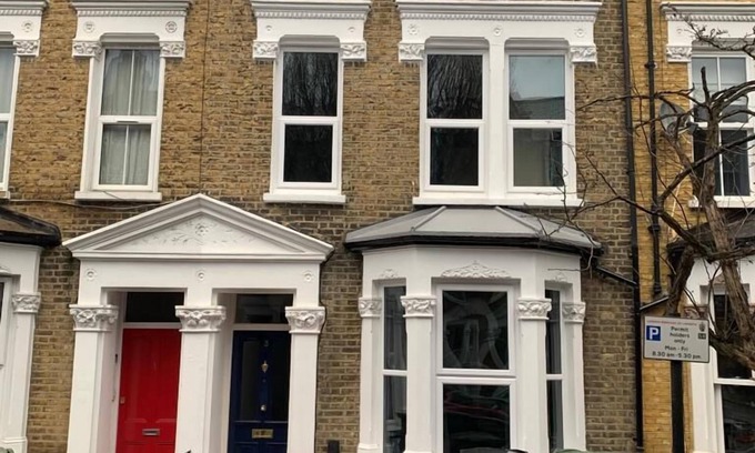 Vauxhall House | Very Large and Splendid Terrace House in London