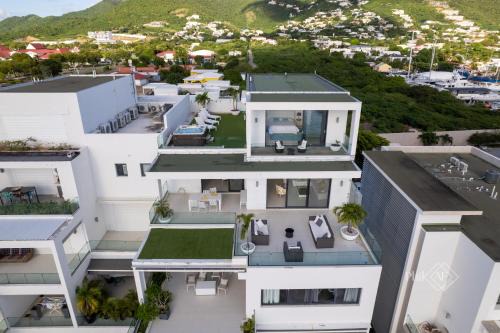 Cole Bay Apartment | Very luxury Waterfront apartment at Las Brisas