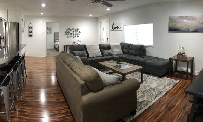 New Caney House | Very Nice Country Stay Not Far Away