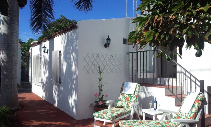 La Orotava Cottage | Very Private Cottage In Avocado Plantation near Bollullo Beach