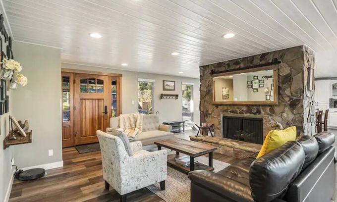 Orchard District House | Very spacious home near old mill! w/hot tub
