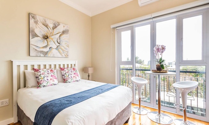 Green Point Apartment | Vesper Apartments