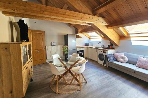 La Baneza Apartment | Via de la Plata Luxury Suites B