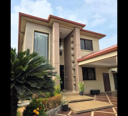 Samborondon Villa | Via Samborondón Ciudad Celeste, Tipo Mansión, 5 camas, 4 hab, piscina gym