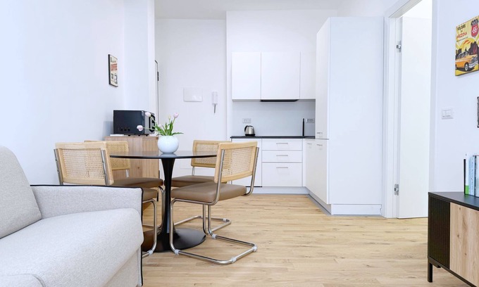 Turro Apartment | Viale Monza AB Suites - 2 bedroom- 15 min dal Duomo