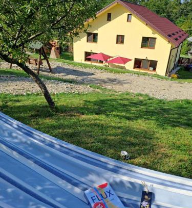 Vaideeni House | Viata la Tara Cerna