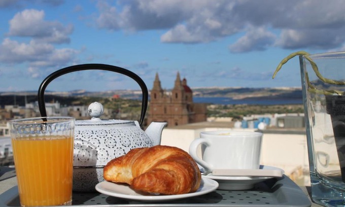 Mellieħa Heights Bed & Breakfast | Victoria by Petit Chic