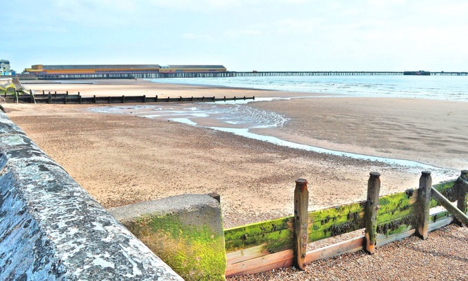 Walton on the Naze House | Victorian cottage, in central Walton - for short and longer term stays