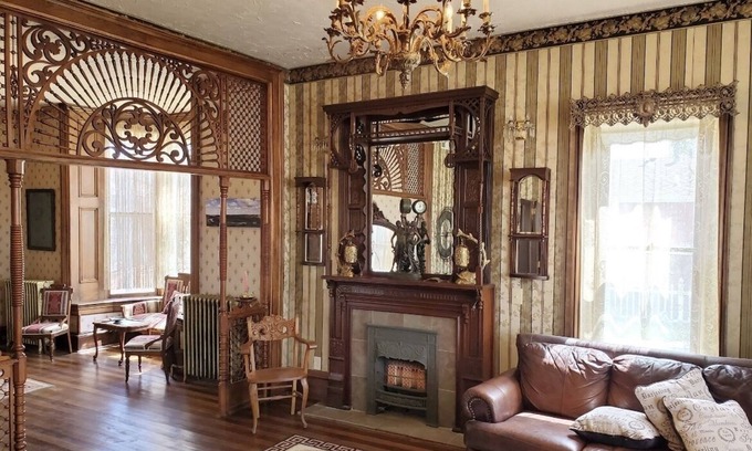 North Platte House | victorian house with 4 bedrooms