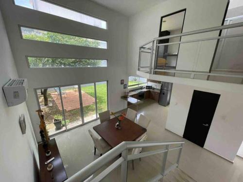 Alvarado House | Victoria’s Beach house
