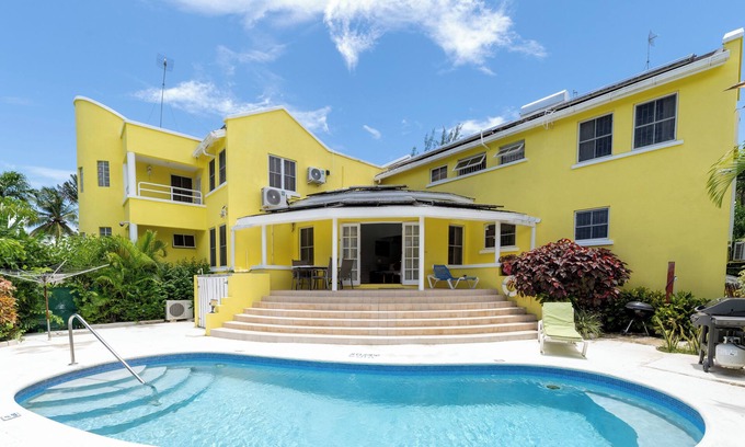Lascelles Villa | Vida Mejor West Pool