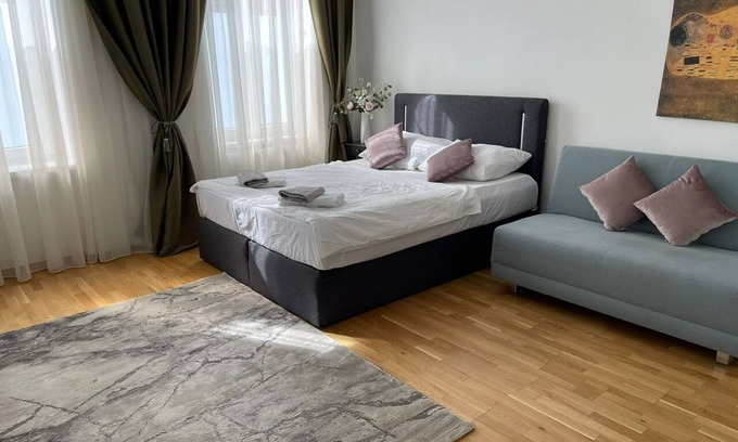 Brigittenau Apartment | Vienna Apartment 2