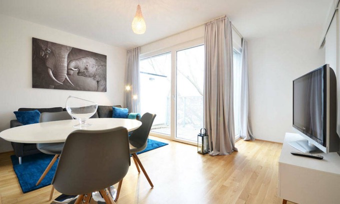 Donaustadt Apartment | Vienna Residence, Donaust.- United Nations #6251