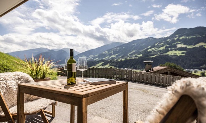 Holdernach Apartment | VIEW4TWO/Chalet-Apartment Zillertal