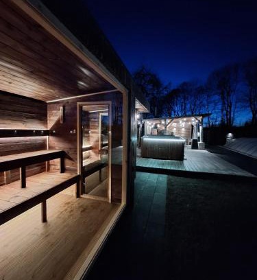 Voila House | Vila Casa din gradina