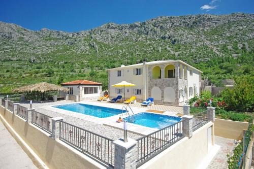Vrgorac House | Vila Nova with private heating pool and jacuzzi