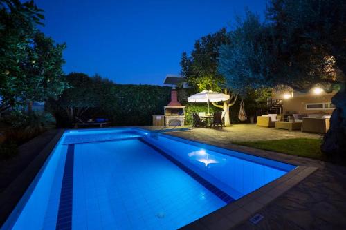 Kambanion Villa | Villa Olivo Kampani