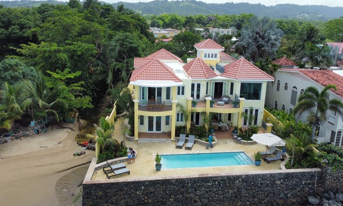 Stella Villa | Villa 1 at Casa Aguas Azules - 2-Bedroom Beachfront Villa with Pool