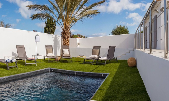 Saint-Martin-de-Re Villa | Villa 1 min from the beach, very close to shops and the heart of the village
