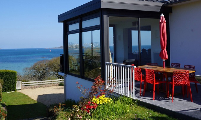 Louannec House | Villa 100 m from the sea with exceptional views of the bay of Perros-Guirec