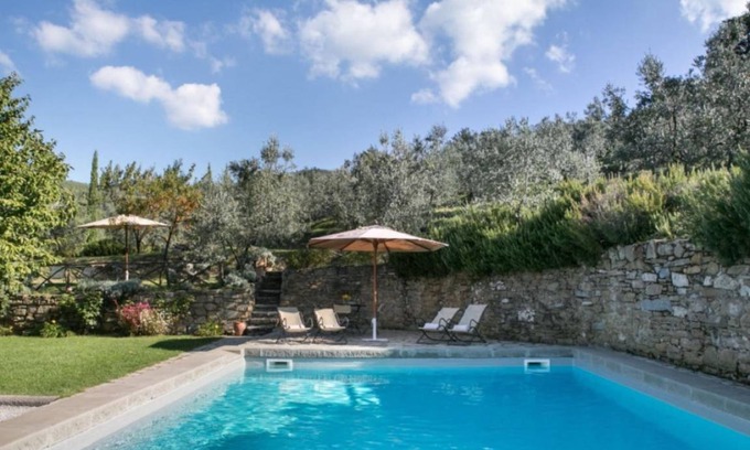 Loro Ciuffenna Villa | Villa ∙ 12 bedrooms ∙ 30 guests
