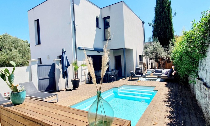 Saint-Jean-de-Vedas Villa | Villa 140m2 15 minutes from beaches and downtown Montpellier