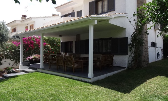 Benicassim Villa | VILLA 200 M FROM THE BEACH and 5 minutes walk from the VILLAGE