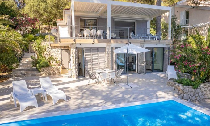 Cove Murtar Villa | Villa ∙ 3 bedrooms ∙ 6 guests